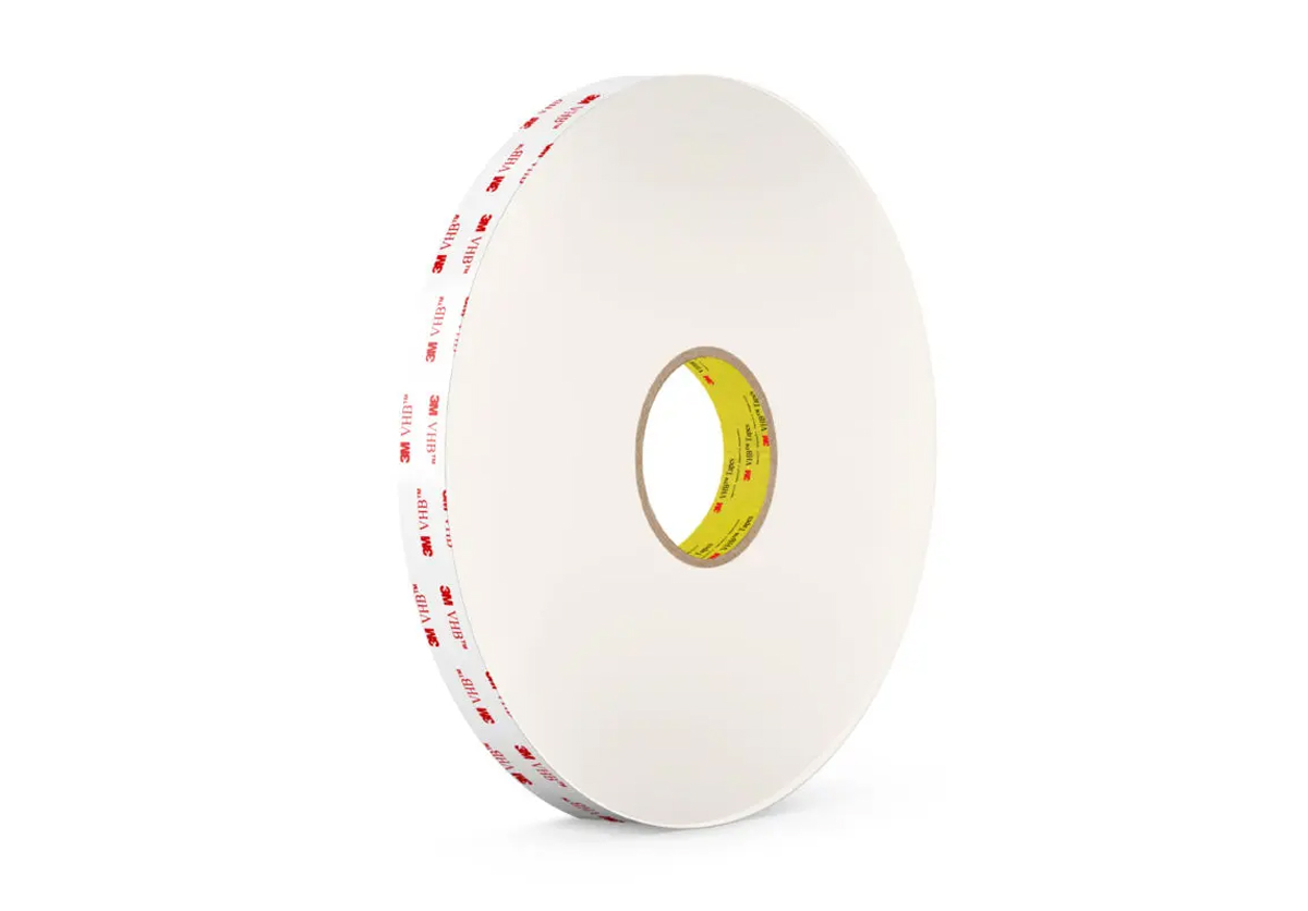 3M™ VHB™ 4946